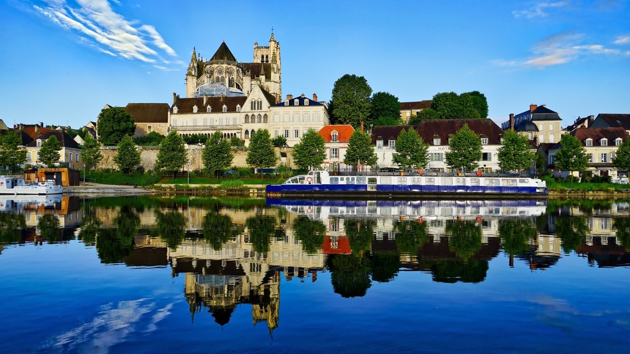 Обои река, отражение, здания, франция, йонна, осер, river, reflection, building, france, yonne, auxerre разрешение 6000x4000 Загрузить