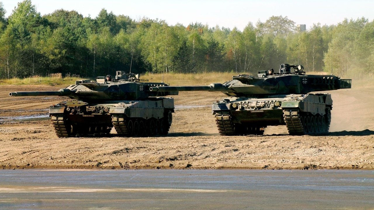 Обои основной, боевой танк, гермагия, leopard 2a6, main, battle tank, germahy разрешение 1920x1245 Загрузить