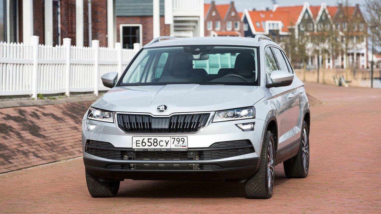 Обои skoda, skoda karoq разрешение 2200x1467 Загрузить