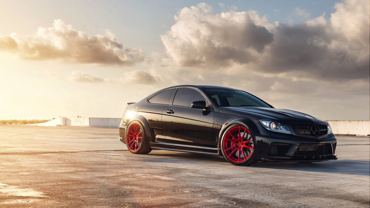 Обои тюнинг, мерседес, купе, black series, амг, mercedes c63, tuning, mercedes, coupe, amg разрешение 2560x1440 Загрузить