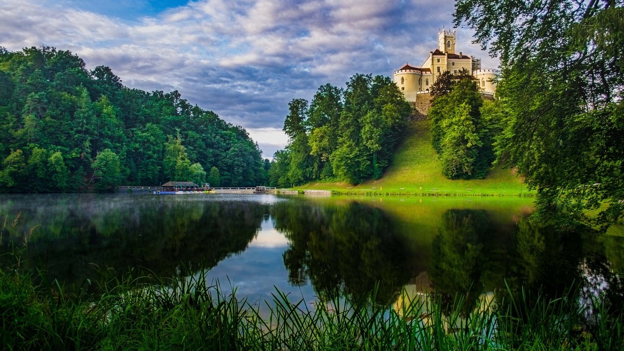 Обои облака, деревья, озеро, природа, пейзаж, замок, хорватия, clouds, trees, lake, nature, landscape, castle, croatia разрешение 3000x1987 Загрузить