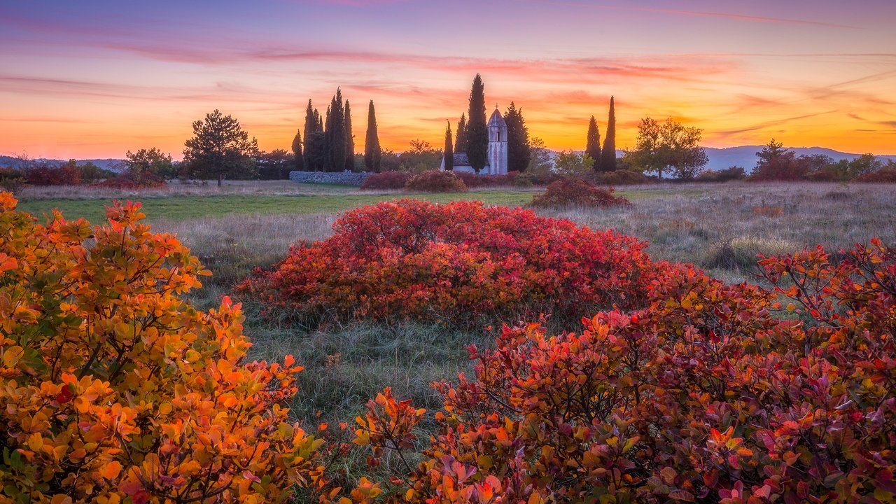 Обои природа, закат, пейзаж, кусты, осень, церковь, словения, nature, sunset, landscape, the bushes, autumn, church, slovenia разрешение 2048x1367 Загрузить