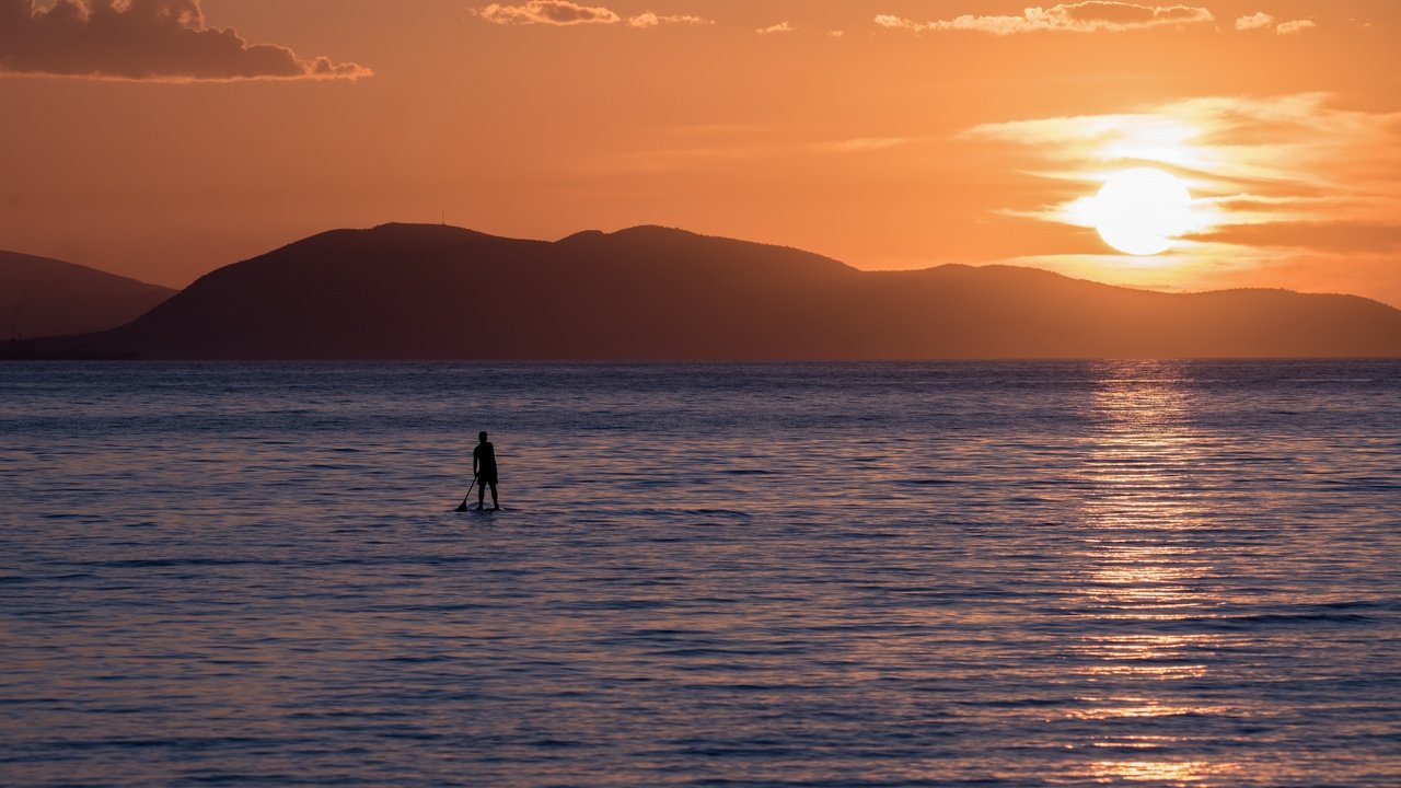 Обои закат, море, доска, человек, sunset, sea, board, people разрешение 3840x2160 Загрузить