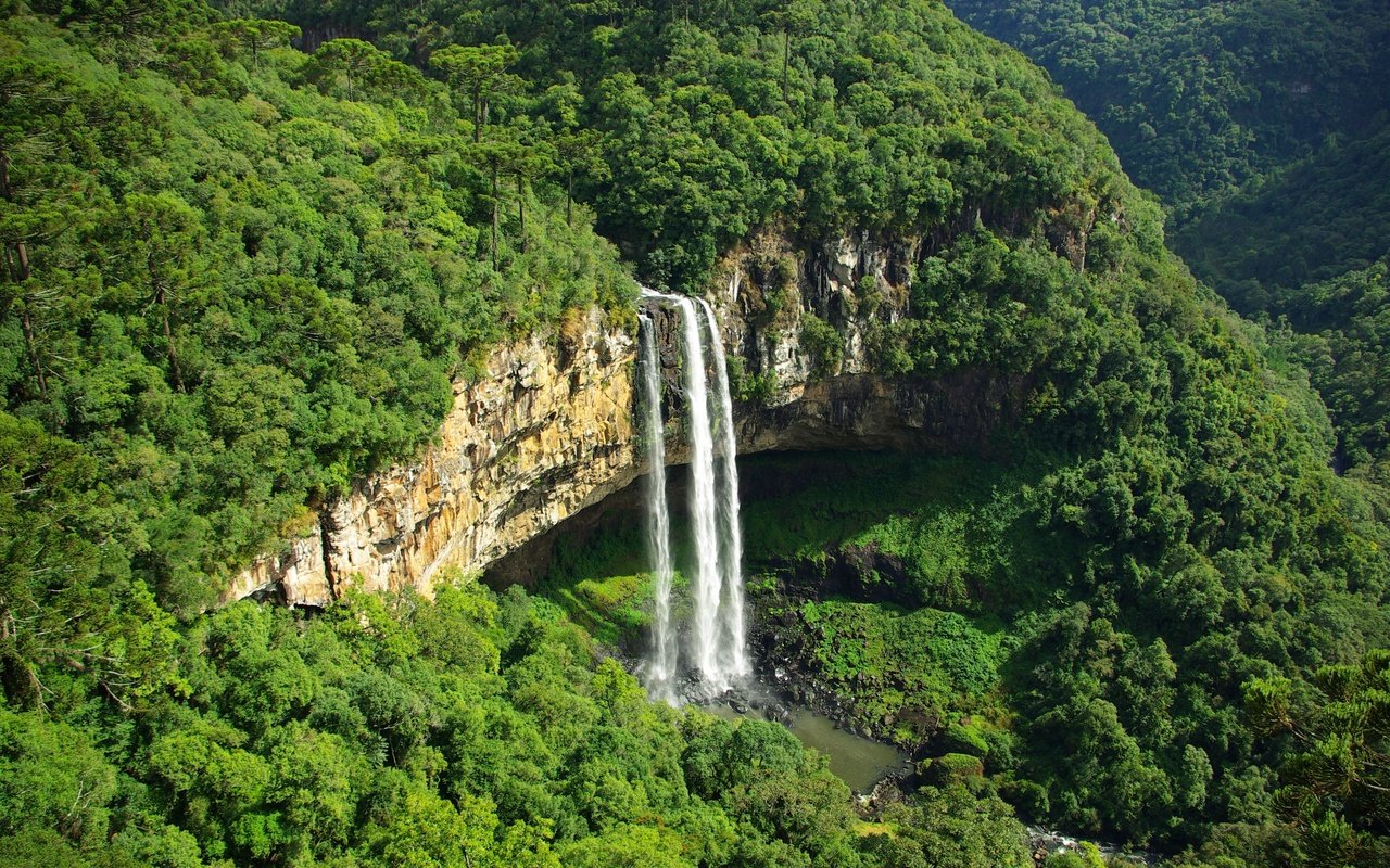 Обои горы, зелень, водопад, mountains, greens, waterfall разрешение 3872x2592 Загрузить