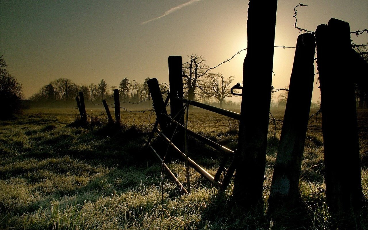 Обои пейзаж, забор, landscape, the fence разрешение 1920x1440 Загрузить