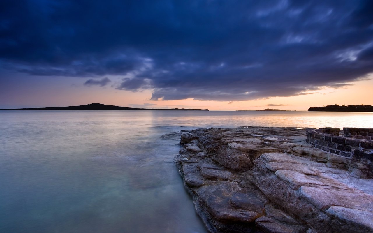 Обои вода, вечер, камни, water, the evening, stones разрешение 2560x1600 Загрузить