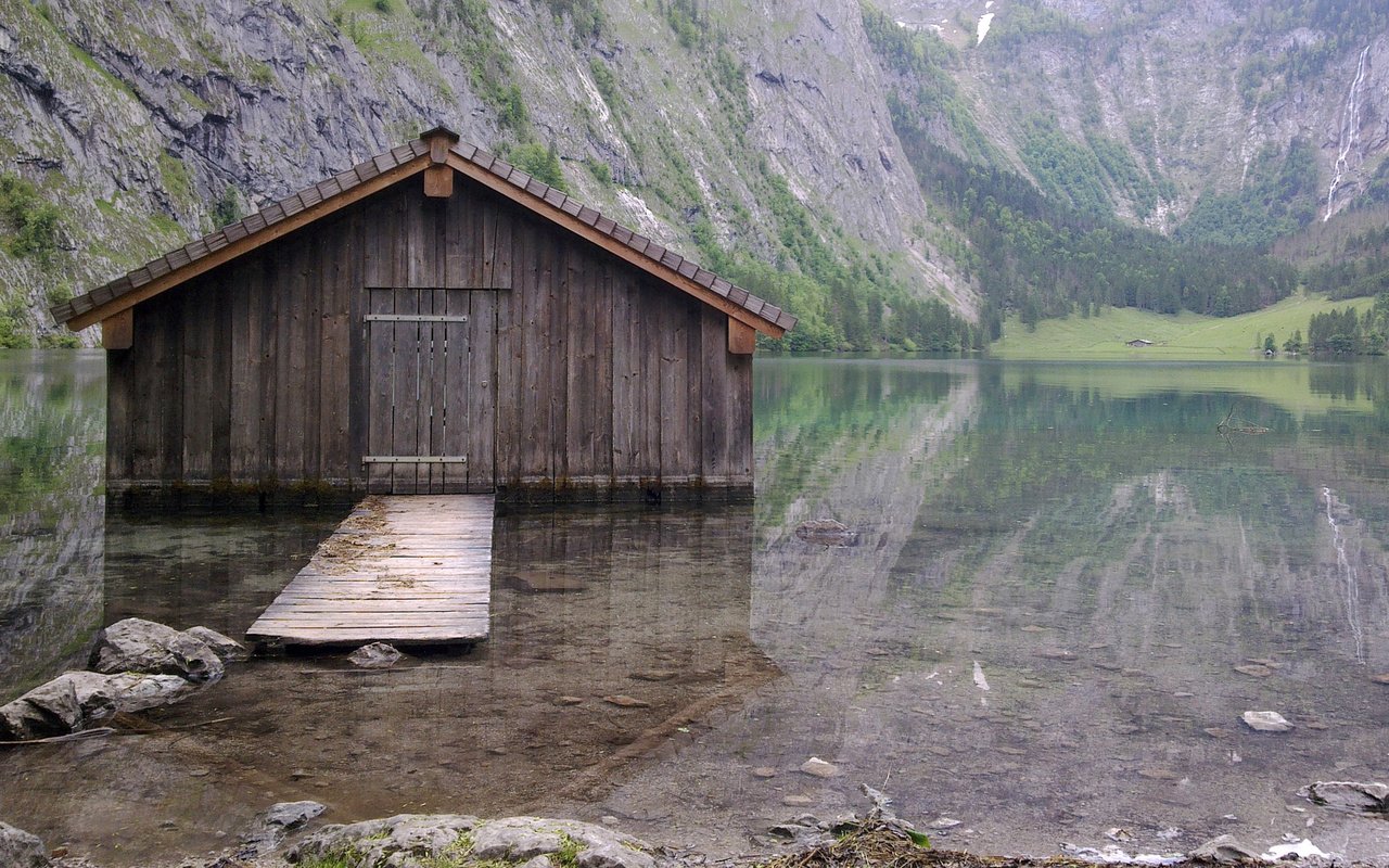 Обои озеро, отражение, хижина, boat hut, lake, reflection, hut разрешение 1920x1200 Загрузить