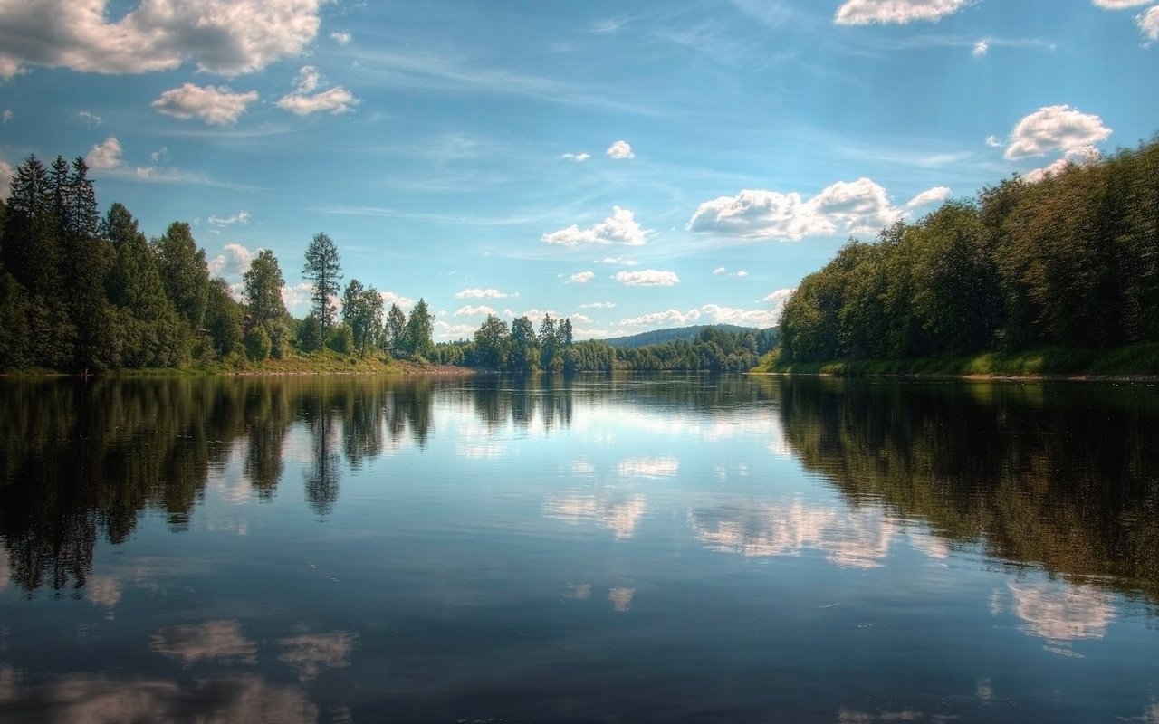 Обои небо, лето, облака, деревья, озеро, река, природа, отражение, пейзаж, the sky, summer, clouds, trees, lake, river, nature, reflection, landscape разрешение 1920x1080 Загрузить