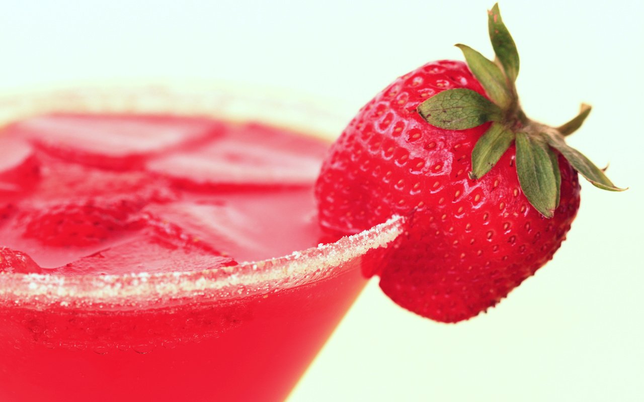 Обои клубника, коктейль, сахар, strawberry, cocktail, sugar разрешение 2560x1600 Загрузить