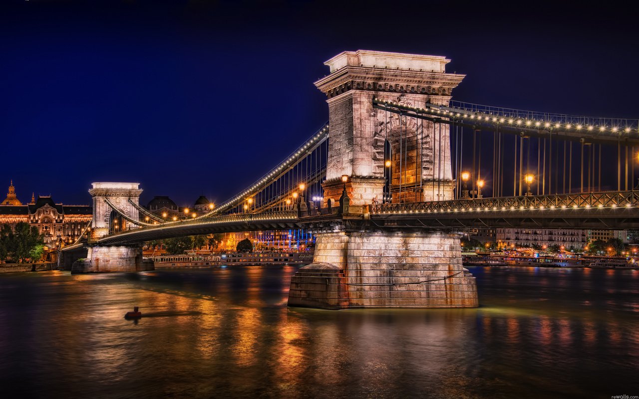 Обои фонари, мост, будапешт, lights, bridge, budapest разрешение 2560x1600 Загрузить