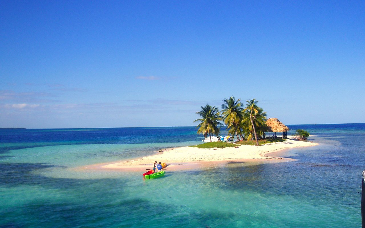 Обои пляж, остров, тропики, мальдивы, beach, island, tropics, the maldives разрешение 2272x1704 Загрузить