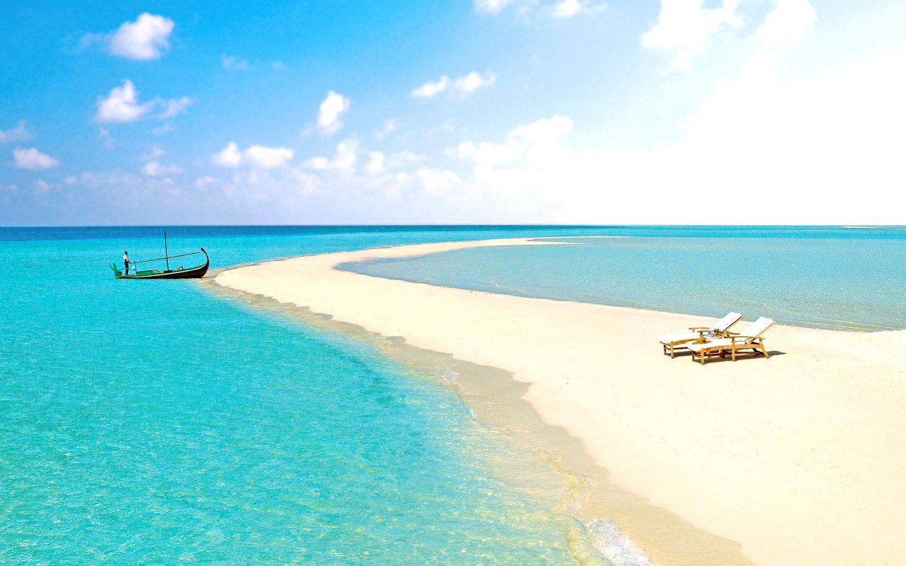 Обои море, пляж, лодка, остров, тропики, мальдивы, sea, beach, boat, island, tropics, the maldives разрешение 2544x1855 Загрузить