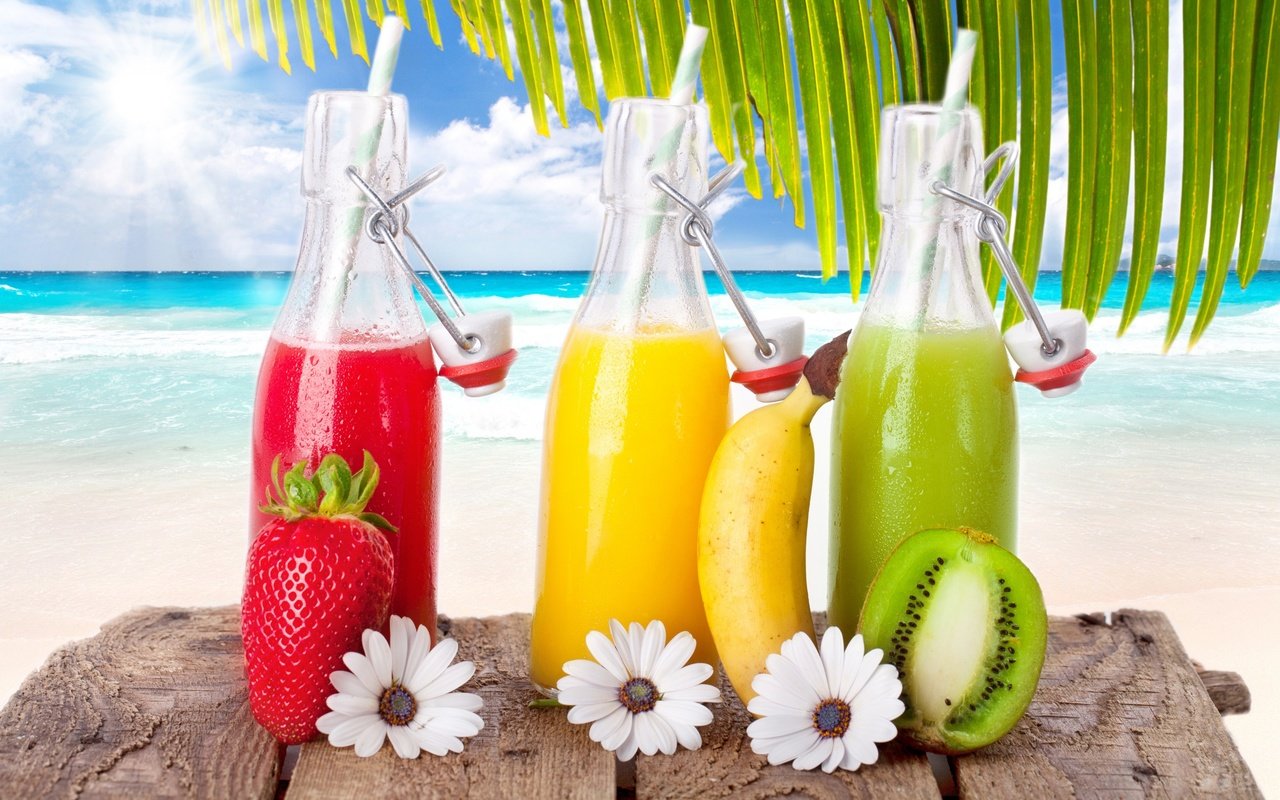 Обои небо, банан, море, напитки.фрукты, пляж, фрукты, клубника, напитки, киви, коктейли, the sky, banana, sea, drinks.fruit, beach, fruit, strawberry, drinks, kiwi, cocktails разрешение 2880x1800 Загрузить