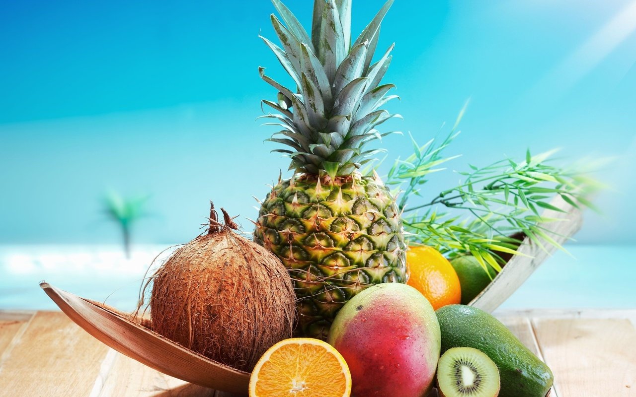 Обои апельсин, киви, кокос, ананас, orange, kiwi, coconut, pineapple разрешение 2560x1600 Загрузить