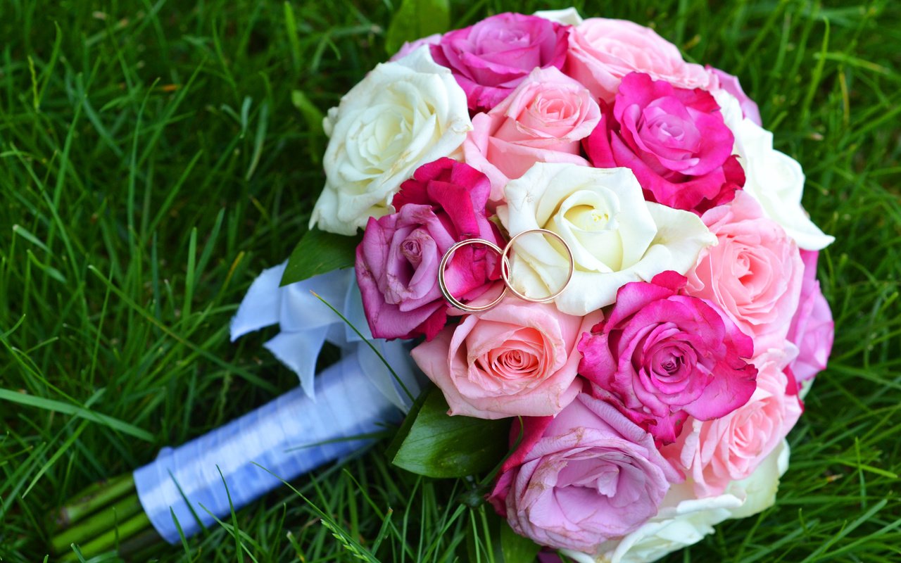 Обои розы, букет, кольца, свадьба, roses, bouquet, ring, wedding разрешение 4608x3072 Загрузить