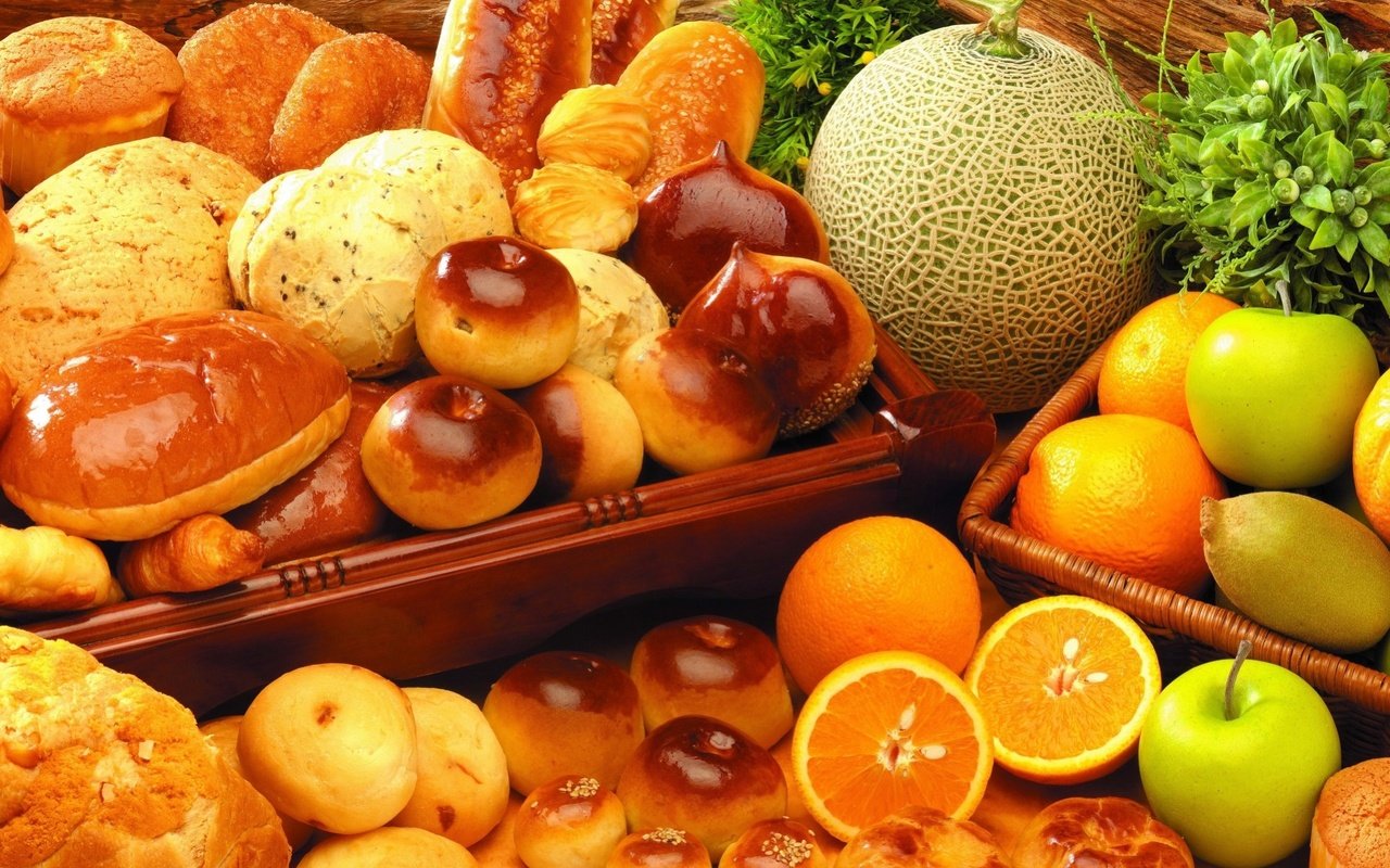 Обои фрукты, яблоки, апельсины, выпечка, булочки, дыня, сдоба, хлебобулочные изделия, fruit, apples, oranges, cakes, buns, melon, muffin, bakery products разрешение 1920x1440 Загрузить