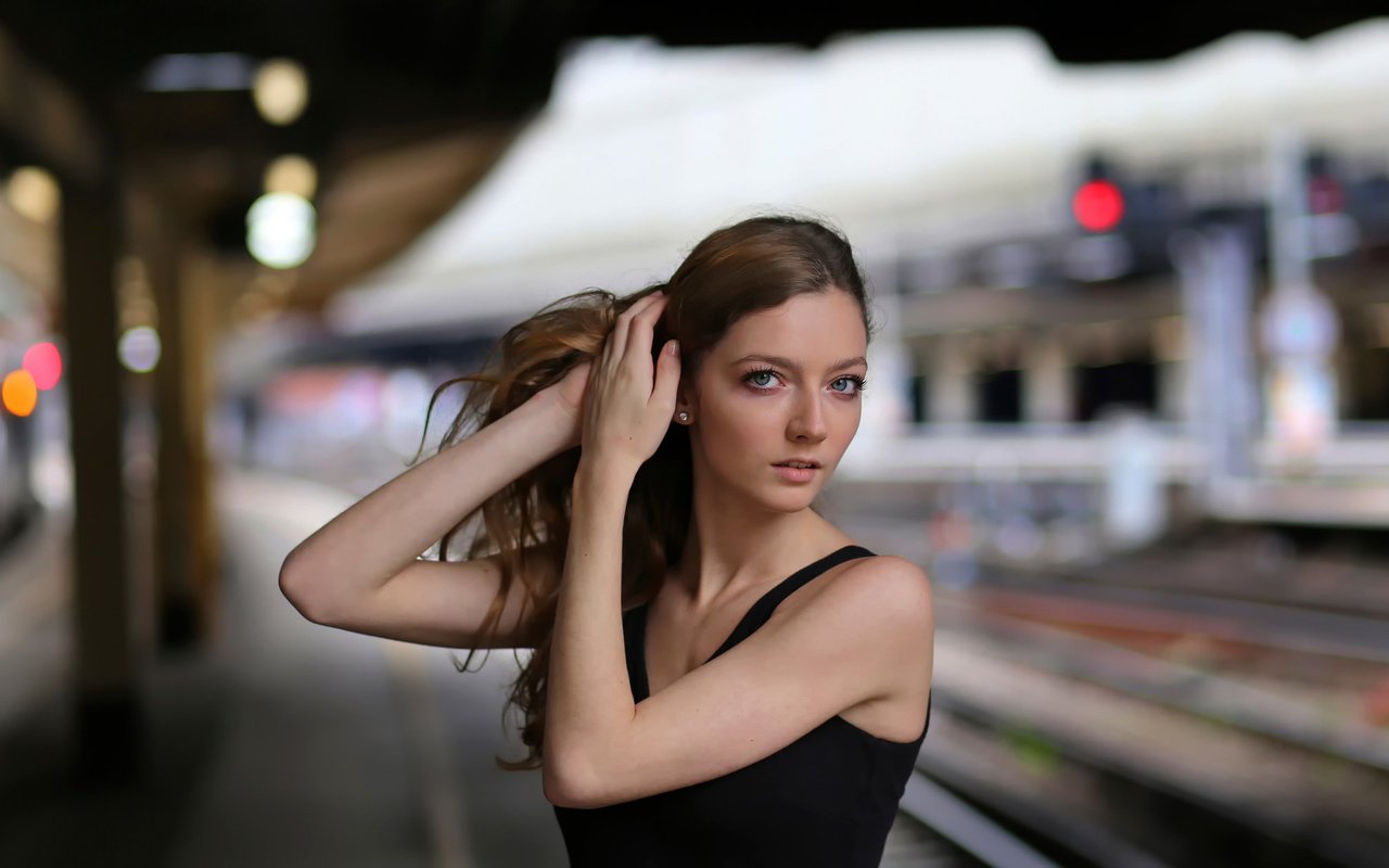 Обои портрет, волосы, мария, боке, victoria railway station, portrait, hair, maria, bokeh разрешение 2048x1259 Загрузить