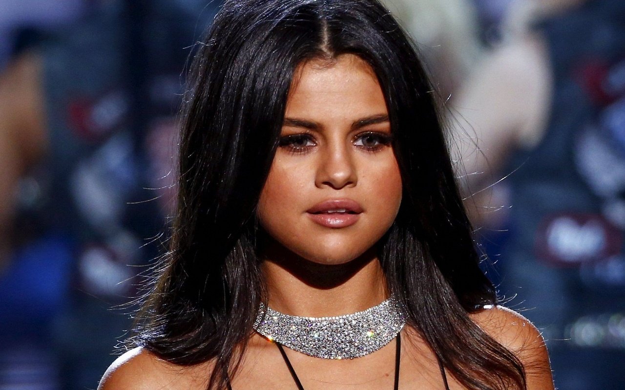 Обои девушка, модель, лицо, певица, селена гомес, селена гомез, girl, model, face, singer, selena gomez разрешение 2024x1619 Загрузить