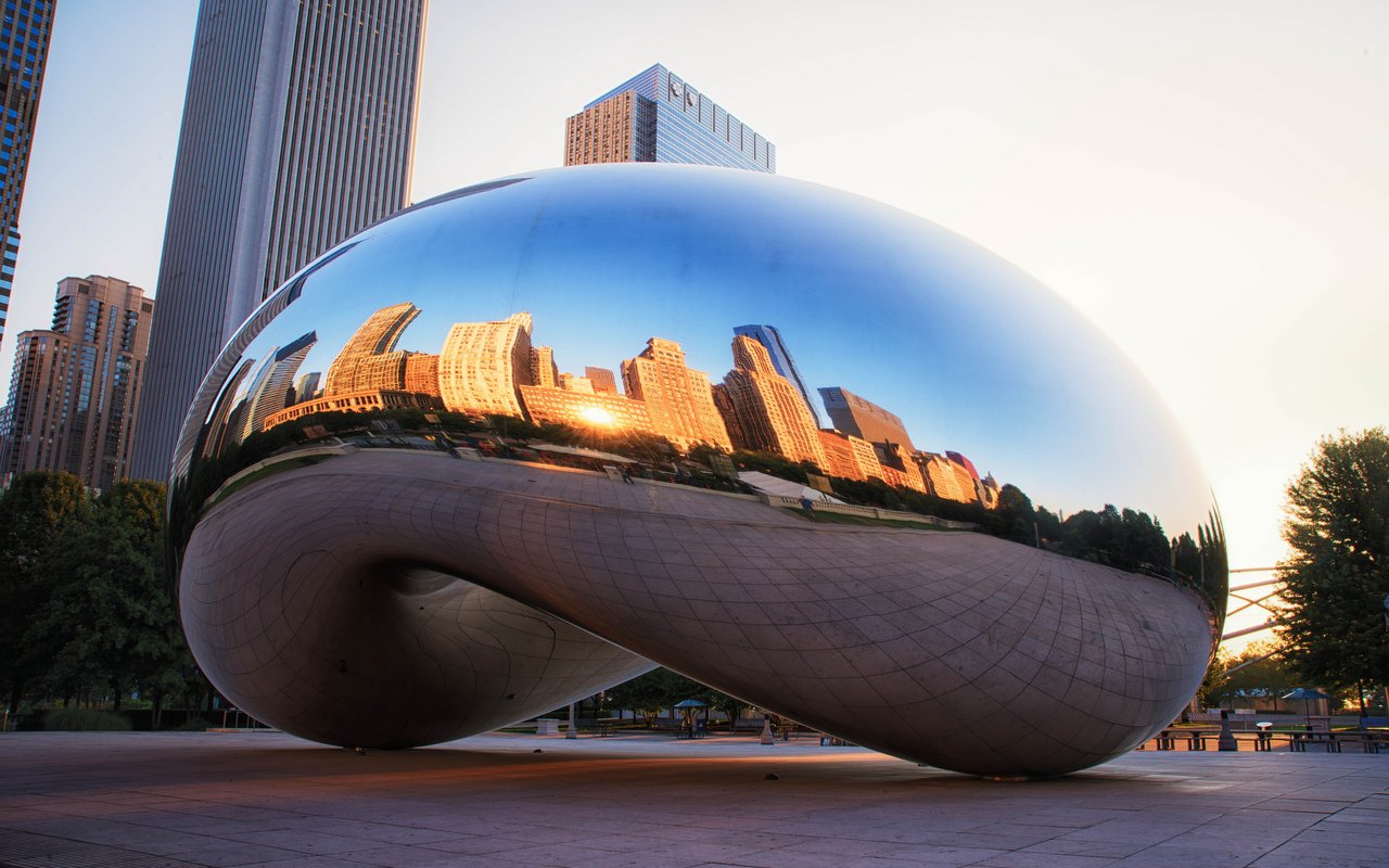 Обои отражение, чикаго, иллиноис, миллениум парк, сhicago, монумент, spaceship earth, reflection, chicago, illinois, millennium park, monument разрешение 2048x1367 Загрузить