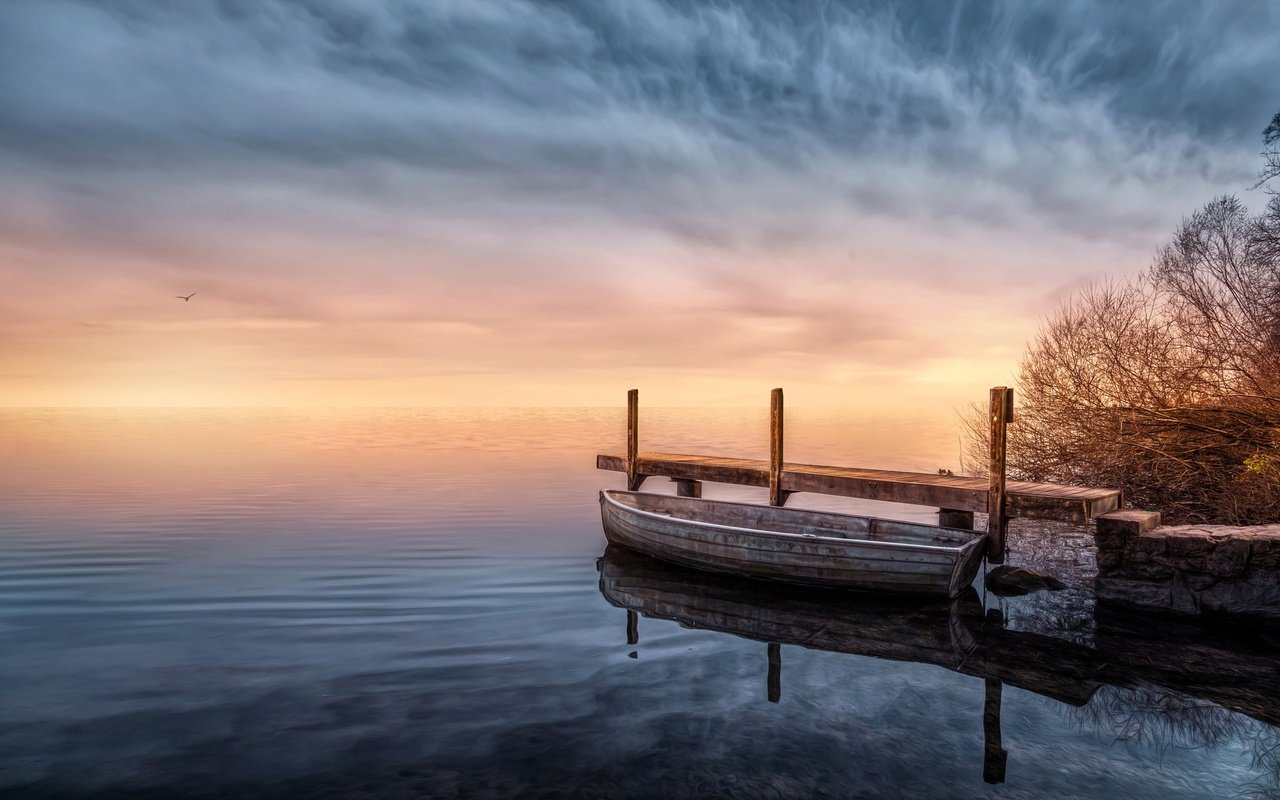 Обои озеро, природа, причал, лодка, lake, nature, pier, boat разрешение 1920x1200 Загрузить