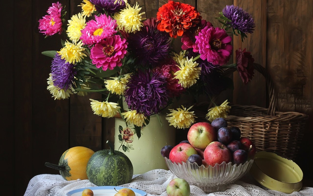 Обои яблоки, букет, тыква, натюрморт, сливы, астры, цинния, apples, bouquet, pumpkin, still life, plum, asters, zinnia разрешение 2850x2095 Загрузить