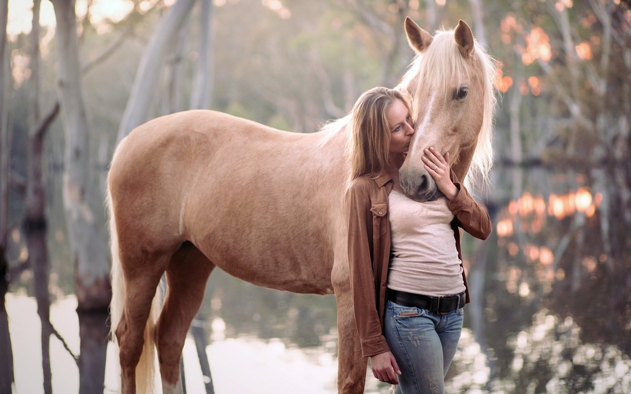 Обои природа, девушка, конь, nature, girl, horse разрешение 2048x1368 Загрузить