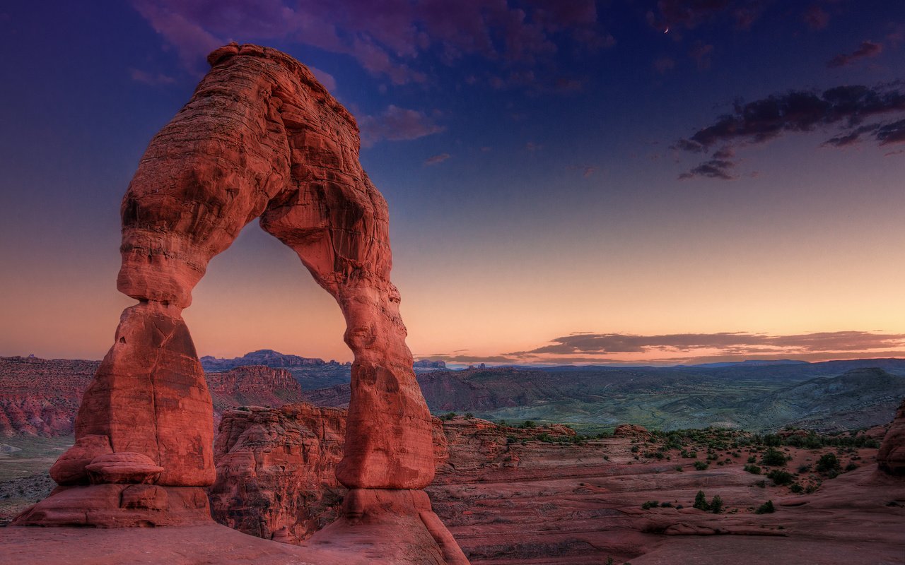 Обои природа, каньон, сша, юта, арка, национальный парк арки, штат юта, moab, delicate arch, nature, canyon, usa, utah, arch, arches national park разрешение 2560x1600 Загрузить