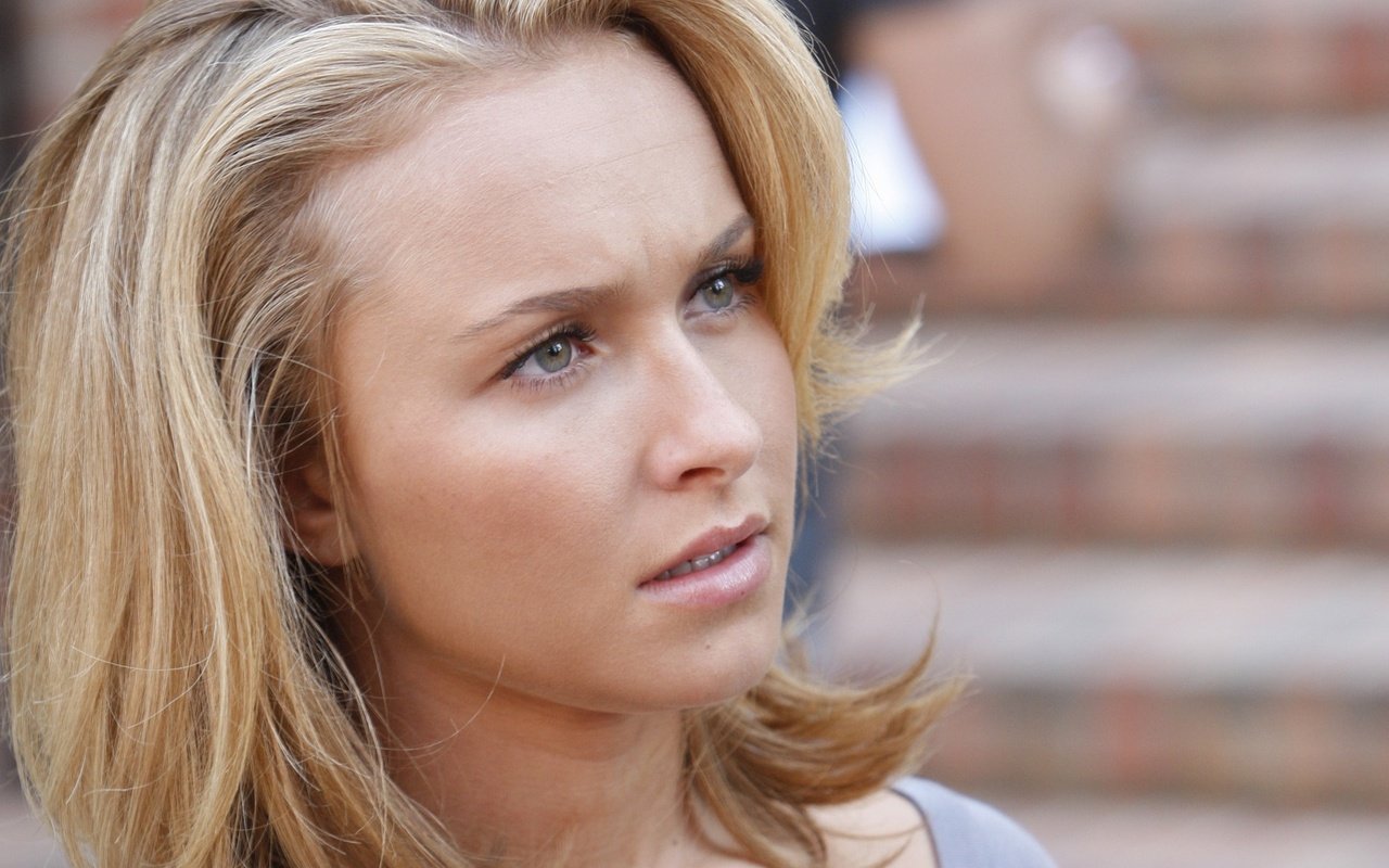 Обои блондинка, хайден панеттьер, актриса, хайден панеттьери, blonde, hayden panettiere, actress разрешение 2000x1737 Загрузить