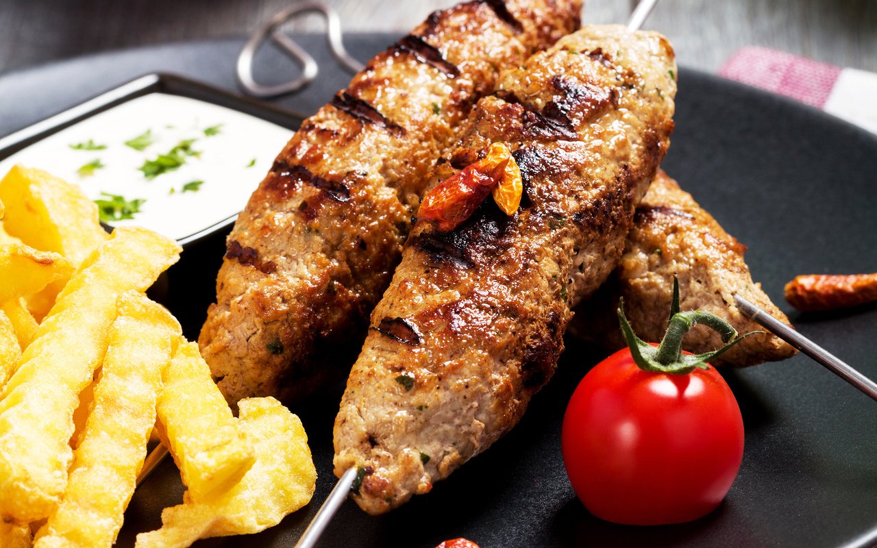 Обои мясо, шашлык, помидор, помидорами, meat, kebab, tomato, tomatoes разрешение 3740x2644 Загрузить