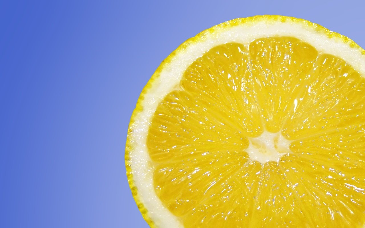 Обои фон, фрукты, лимон, цитрус, долька, background, fruit, lemon, citrus, slice разрешение 2880x1800 Загрузить