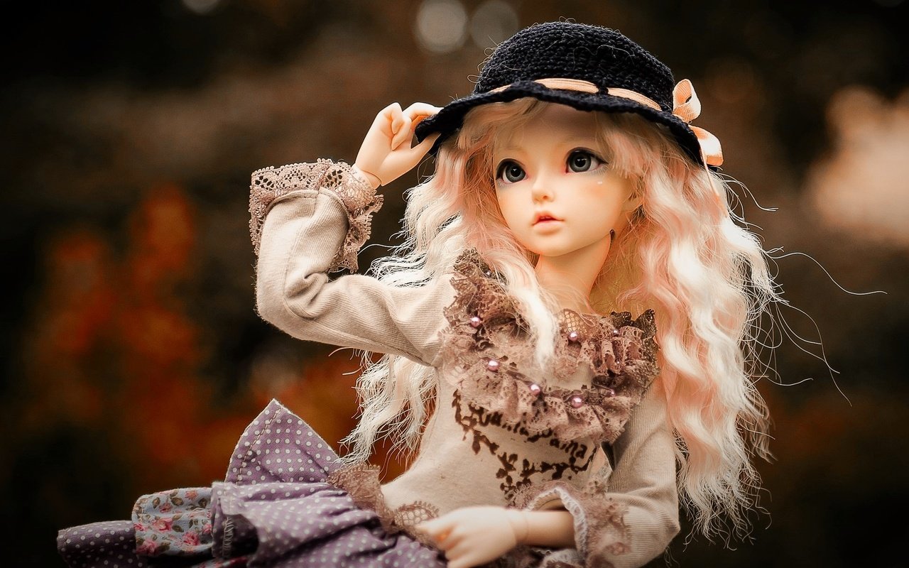 Обои взгляд, девочка, игрушка, кукла, волосы, шляпка, look, girl, toy, doll, hair, hat разрешение 1939x1257 Загрузить