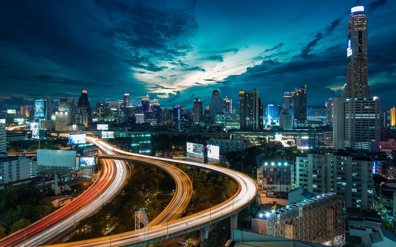 Обои дорога, ночь, огни, здания, таиланд, высотки, бангкок, road, night, lights, building, thailand, skyscrapers, bangkok разрешение 1920x1080 Загрузить