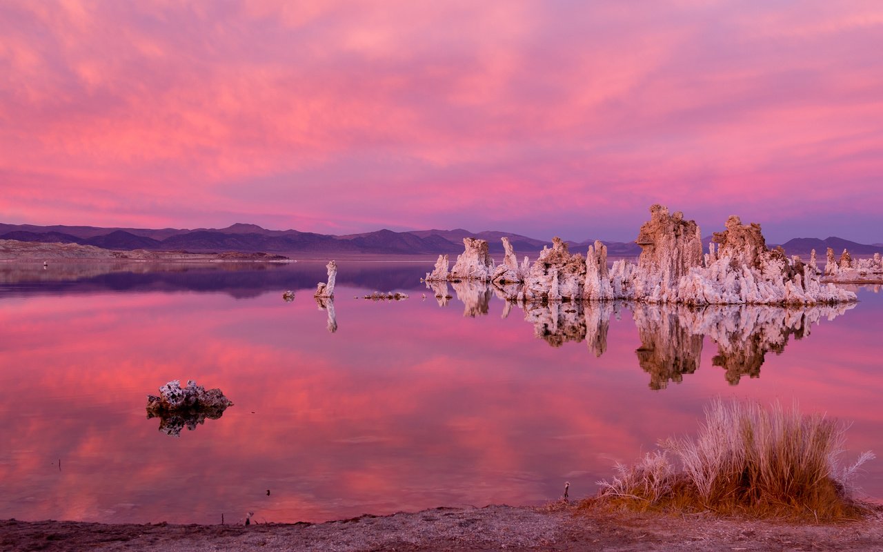 Обои озеро, скалы, камни, закат, сша, калифорния, lake, rocks, stones, sunset, usa, ca разрешение 2048x1367 Загрузить