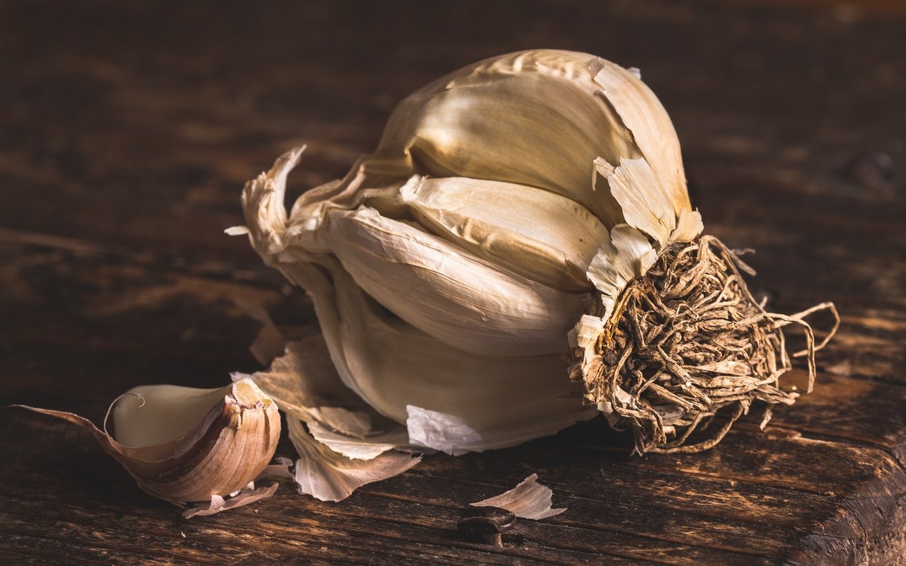 Обои макро, овощи, чеснок, зубчики, зубчик, macro, vegetables, garlic, teeth, tooth разрешение 2048x1365 Загрузить