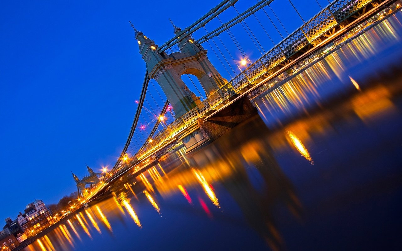 Обои ночь, огни, лондон, англия, опора, хаммерсмитский мост, night, lights, london, england, support, hammersmith bridge разрешение 2048x1365 Загрузить