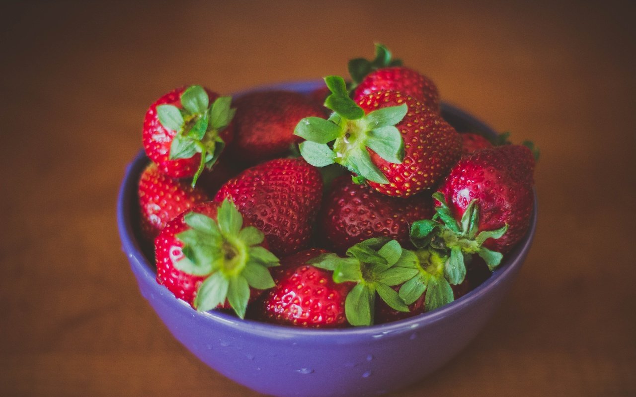 Обои клубника, ягоды, тарелка, спелые, strawberry, berries, plate, ripe разрешение 5184x3456 Загрузить