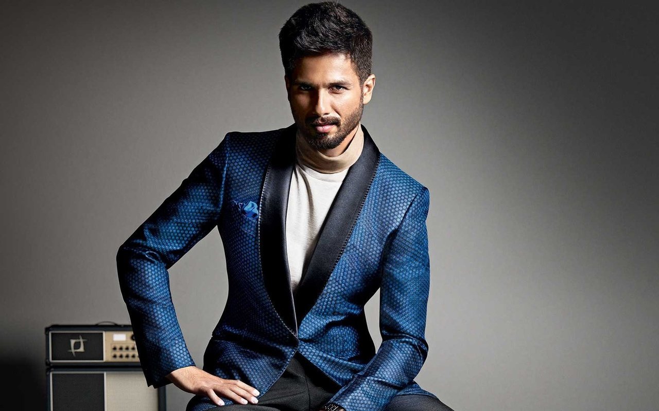 Обои взгляд, актёр, лицо, мужчина, индийский, шахид капур, look, actor, face, male, indian, shahid kapoor разрешение 1920x1080 Загрузить