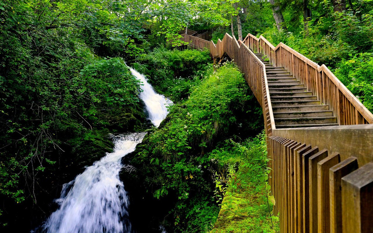 Обои лестница, водопад, поток, ущелье, норвегия, тронхейм, edoardo trabace, hiking in bymarka, ladder, waterfall, stream, gorge, norway, trondheim разрешение 1920x1200 Загрузить