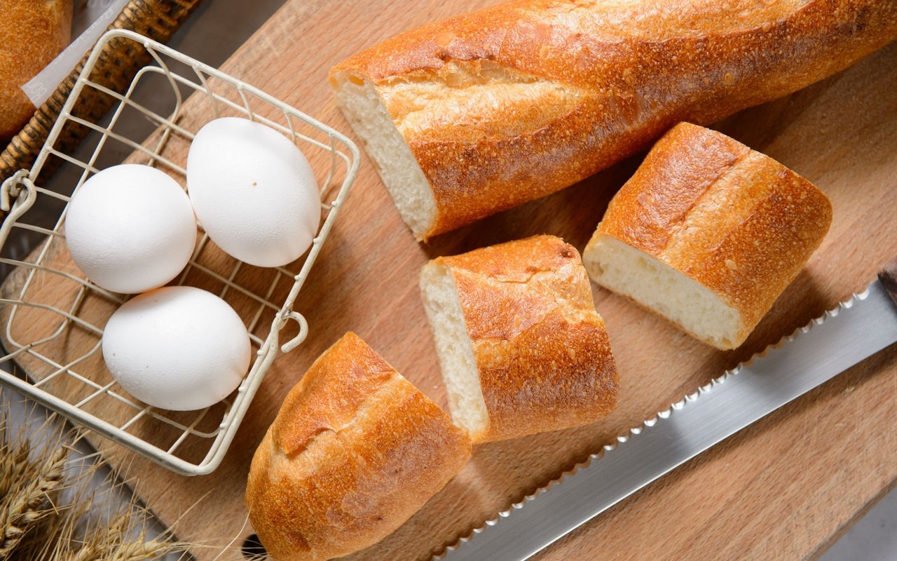 Обои хлеб, багет, яйца, выпечка, батон, французский багет, яйцо куриное, bread, baguette, eggs, cakes, baton, french baguette, chicken egg разрешение 2048x1363 Загрузить