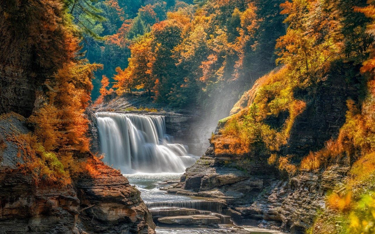 Обои деревья, река, скалы, природа, камни, пейзаж, водопад, осень, trees, river, rocks, nature, stones, landscape, waterfall, autumn разрешение 1920x1280 Загрузить