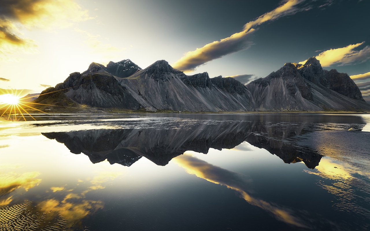 Обои небо, облака, озеро, горы, отражение, пейзаж, etienne ruff, the sky, clouds, lake, mountains, reflection, landscape разрешение 1920x1200 Загрузить