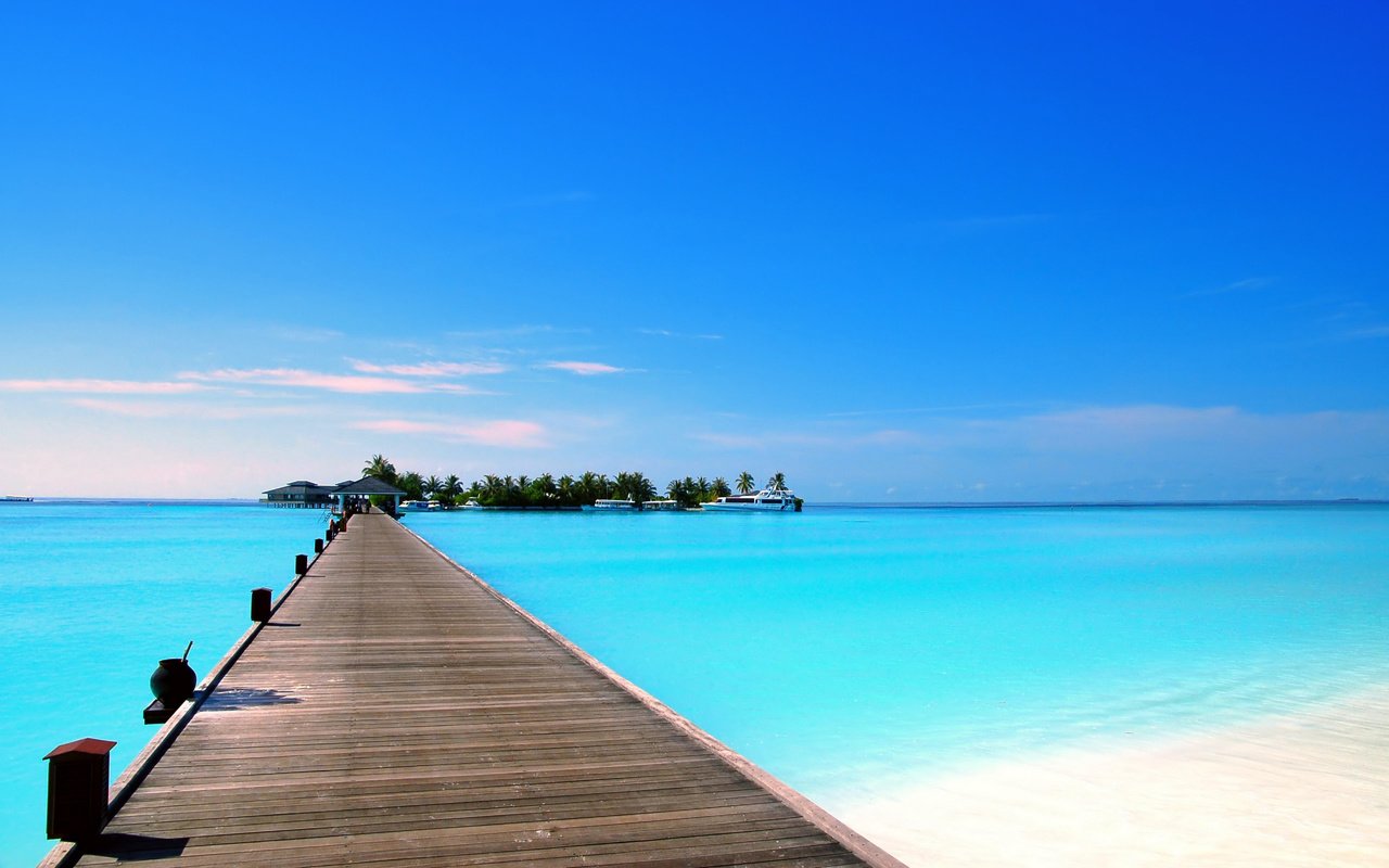 Обои море, пляж, яхты, остров, тропики, мальдивы, sea, beach, yachts, island, tropics, the maldives разрешение 5120x3200 Загрузить