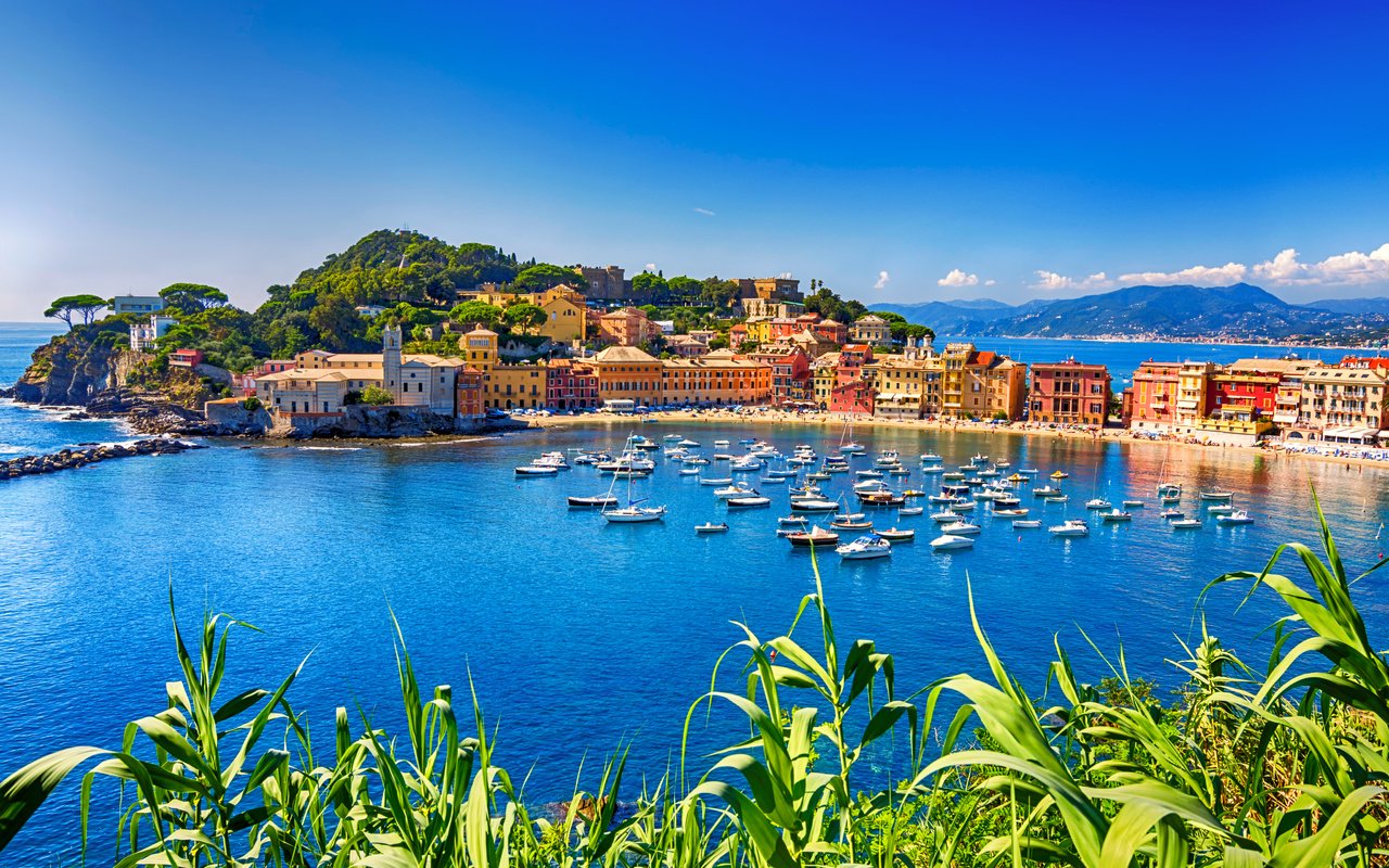 Обои море, яхты, италия, лигурия, 17, сестри леванте, sea, yachts, italy, liguria, sestri levante разрешение 4928x3264 Загрузить