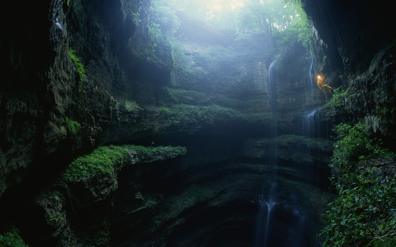 Обои свет, природа, спуск, пейзаж, водопад, ущелье, пещера, light, nature, the descent, landscape, waterfall, gorge, cave разрешение 1920x1080 Загрузить