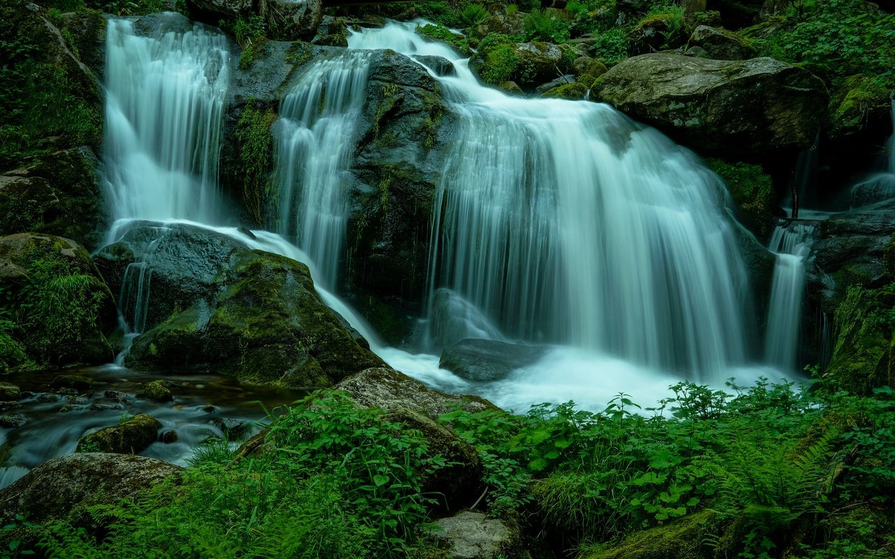 Обои камни, водопад, поток, stones, waterfall, stream разрешение 3840x2160 Загрузить