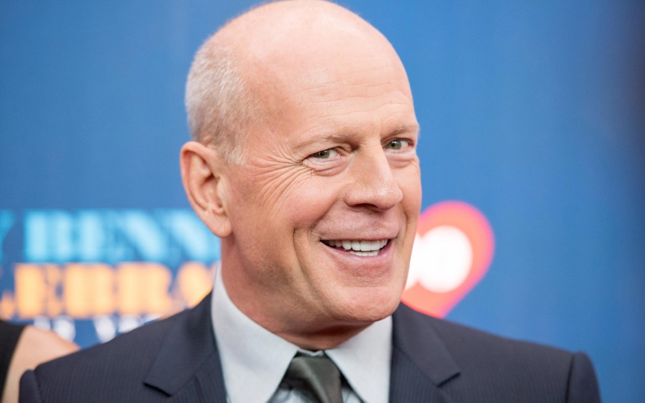 Обои брюс уиллис, bruce willis разрешение 3000x2001 Загрузить