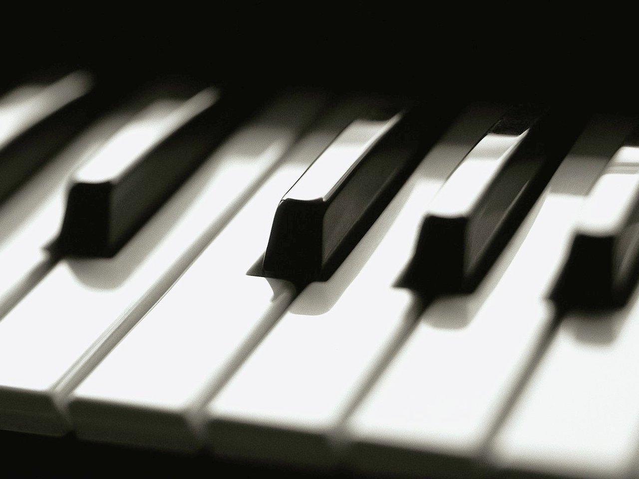 Обои пианино, клавиши, чёрно-белый, piano, keys, black and white разрешение 1920x1280 Загрузить