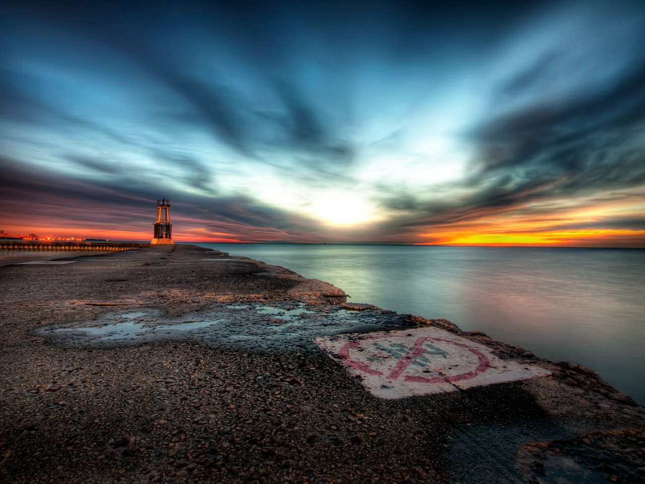 Обои небо, вода, фото, пейзажи, разводы, набережная, пристань, hdr, гавань, harbour, the sky, water, photo, landscapes, divorce, promenade, marina разрешение 2560x1600 Загрузить