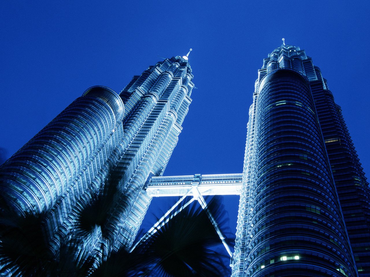 Обои небо, малайзия, building twin, the sky, malaysia разрешение 2500x1644 Загрузить