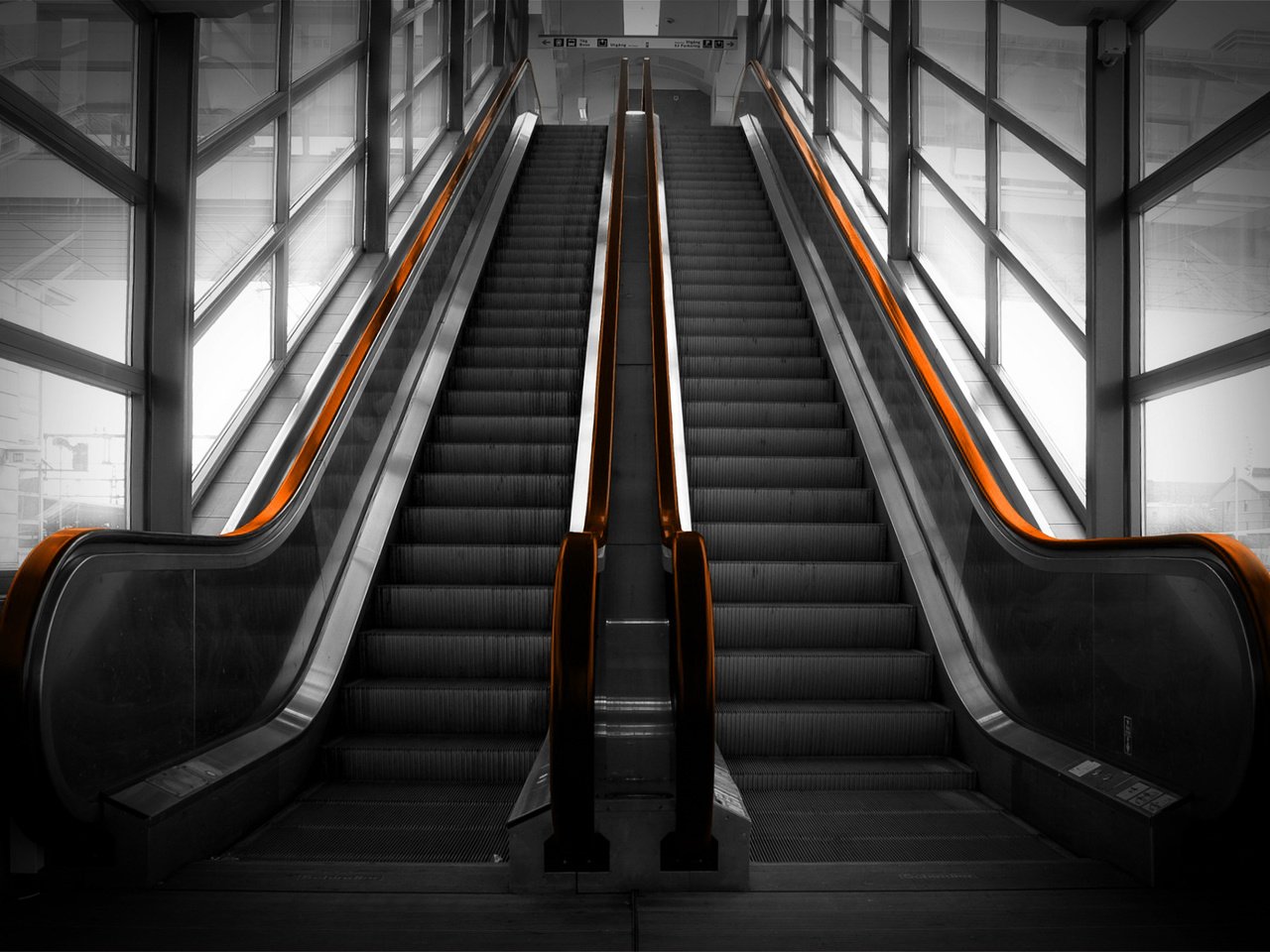 Обои перила, эскалатор, railings, escalator разрешение 1920x1200 Загрузить